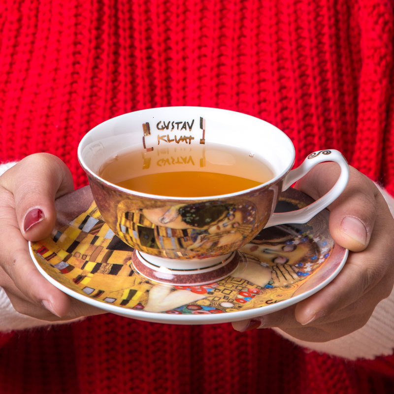 لوحة زيتية للفنان العالمي الشه - مراجعة Coffee Tea World وسعره
